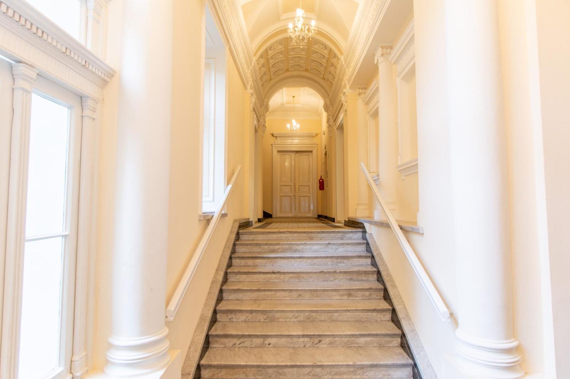 Washingtonova Cr Apartments Прага Экстерьер фото