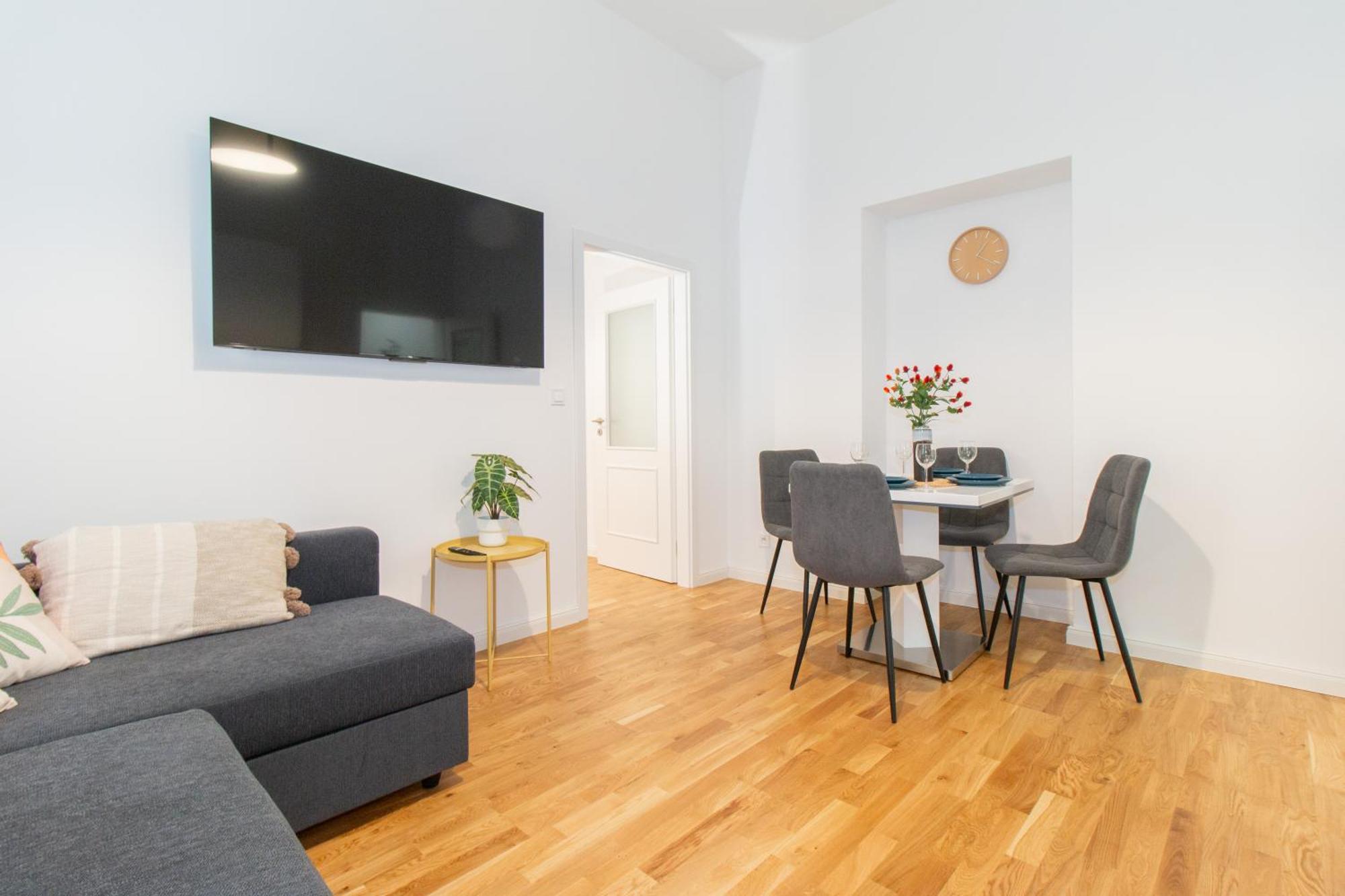 Washingtonova Cr Apartments Прага Экстерьер фото